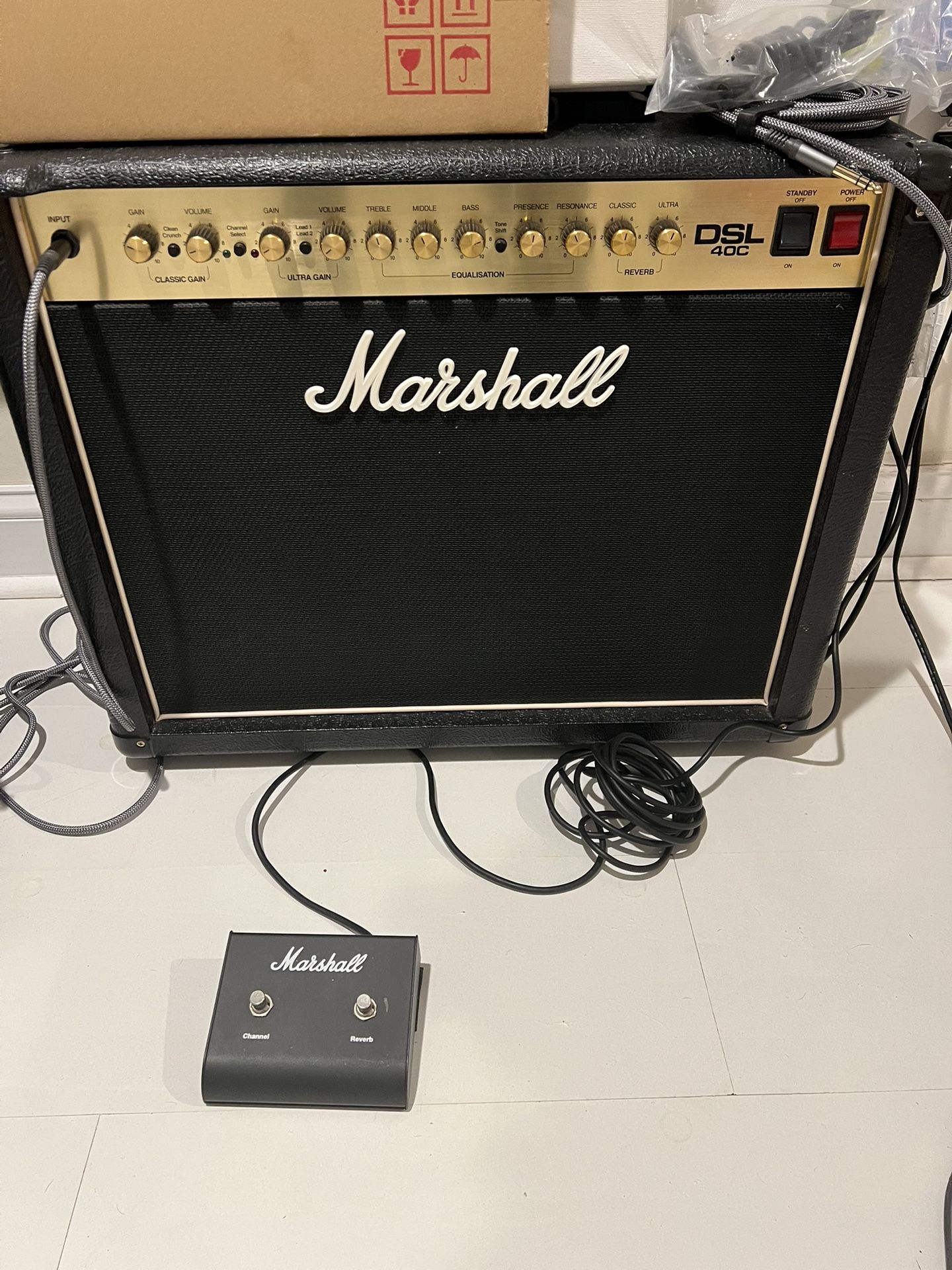 Marshall DSL40C - 40w 1x12 Guitar Combo