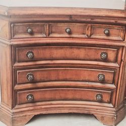 Great End Table Desk Or Nightstand Dresser $25 Chandler 85225
