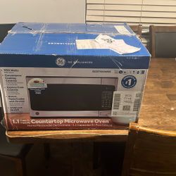 ge gcst11x1wss microwave cyan 