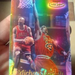 98-99  Topps Gold Label Micheal Jordan Mint