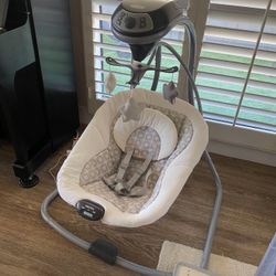 Graco Baby Swing