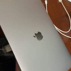 Macbook Air (broken)