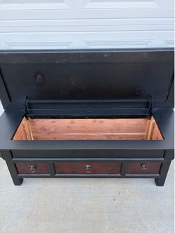 Cedar trunk vintage