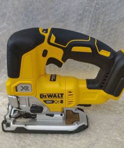 DeWalt 20 volt xr jigsaw...$120...firm on price brand new.. pickup only.. first come first served...