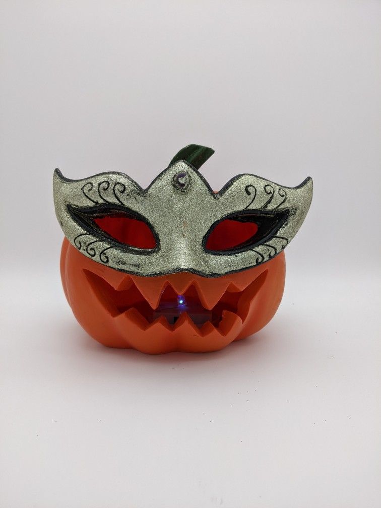 Lighted Pumpkin Halloween Decoration