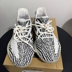 adidas Yeezy Boost 350 V2 Zebra Size 9.5 Men's