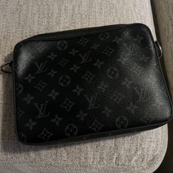 Louis Vuitton Man Bag
