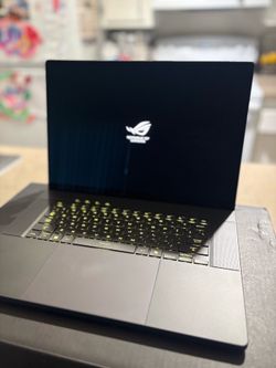 ASUS Zephyrus G16