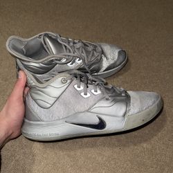 Nike PG 3 “Moon Landing” Size 10