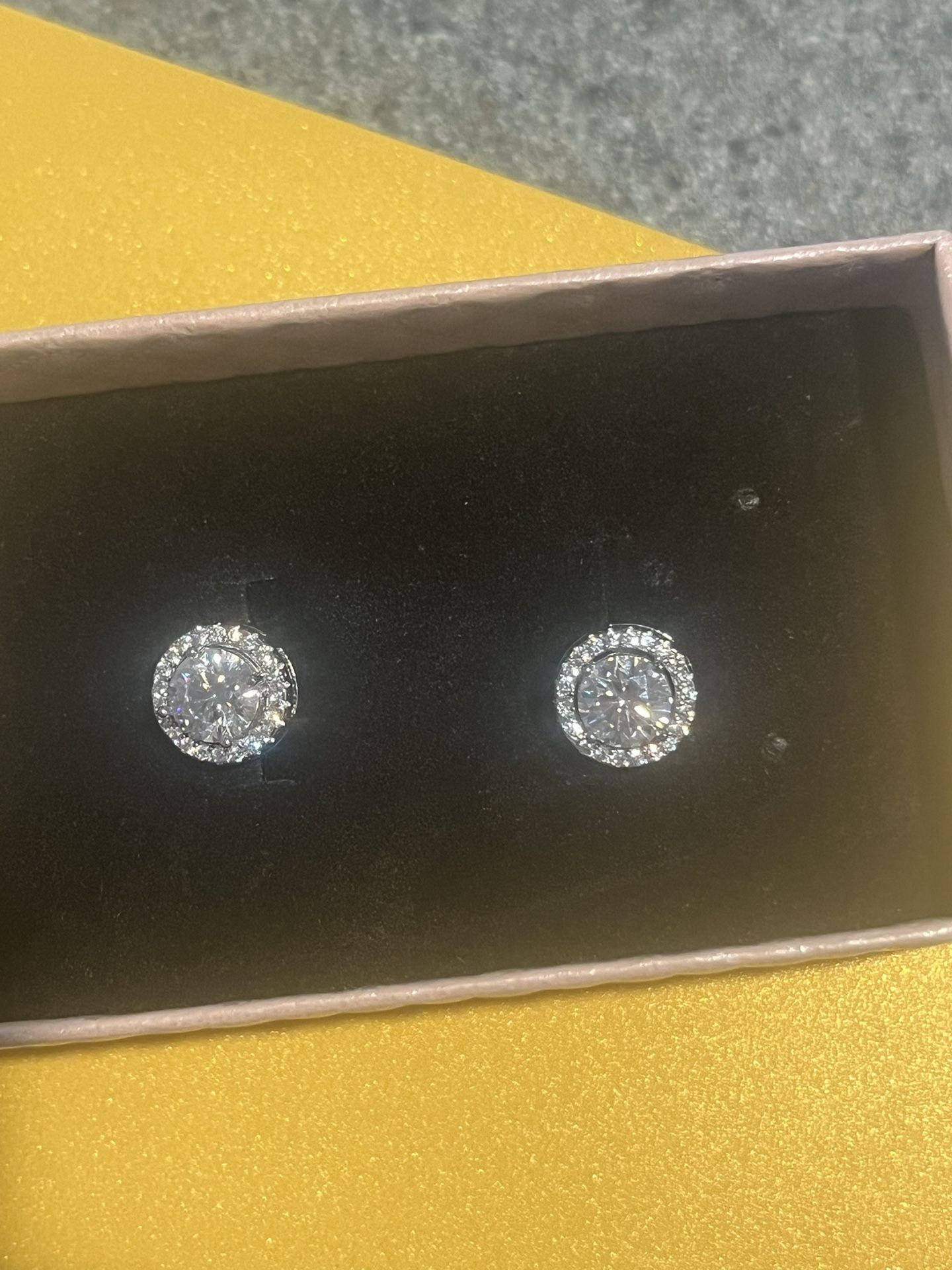 925 Silver Mosineitte Earrings (6.5MM)