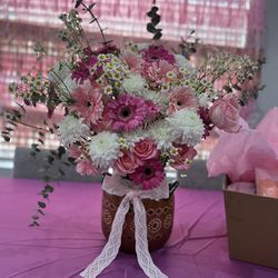 Ollita Flower Arrangements 