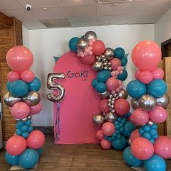 Balloon Garland Arch