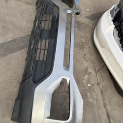 Ford Explorer Front Bumper Oem