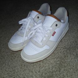 New Levi's Men's Sneakers - Brown/white/beige - Never Worn - Size 9