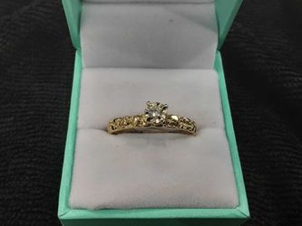 Women's Ring - Solitaire - Yellow Gold 14k (.585) 2.6 grams Size 9.5