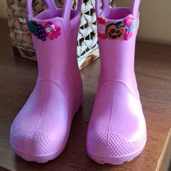 KIDS CROCS  RAIN BOOTS  Size 13 
