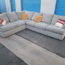 Modern Sectional Couch Gray 🛋 Very Clean 🛋 