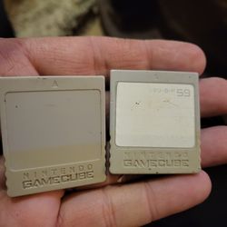 2 original Nintendo brand gamecube memory cards working perfectly