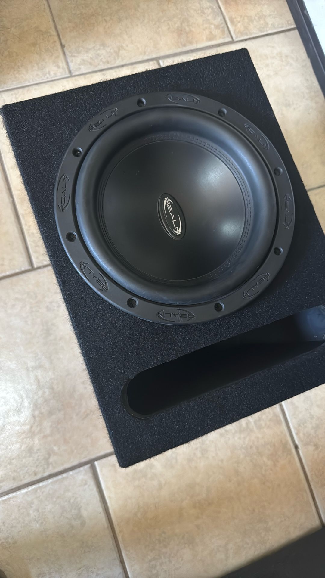 Realm Subwoofer 10”