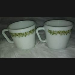 2 Vintage Pyrex / Corelle Spring Blossom / Crazy Daisy Coffee cup mug D handle 9