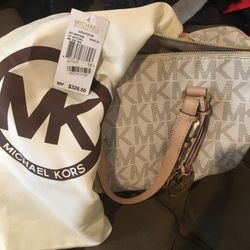 Brand new MK purse