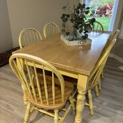 Solid Wood Farmhouse Dining Table With 6 Bowback Chairs