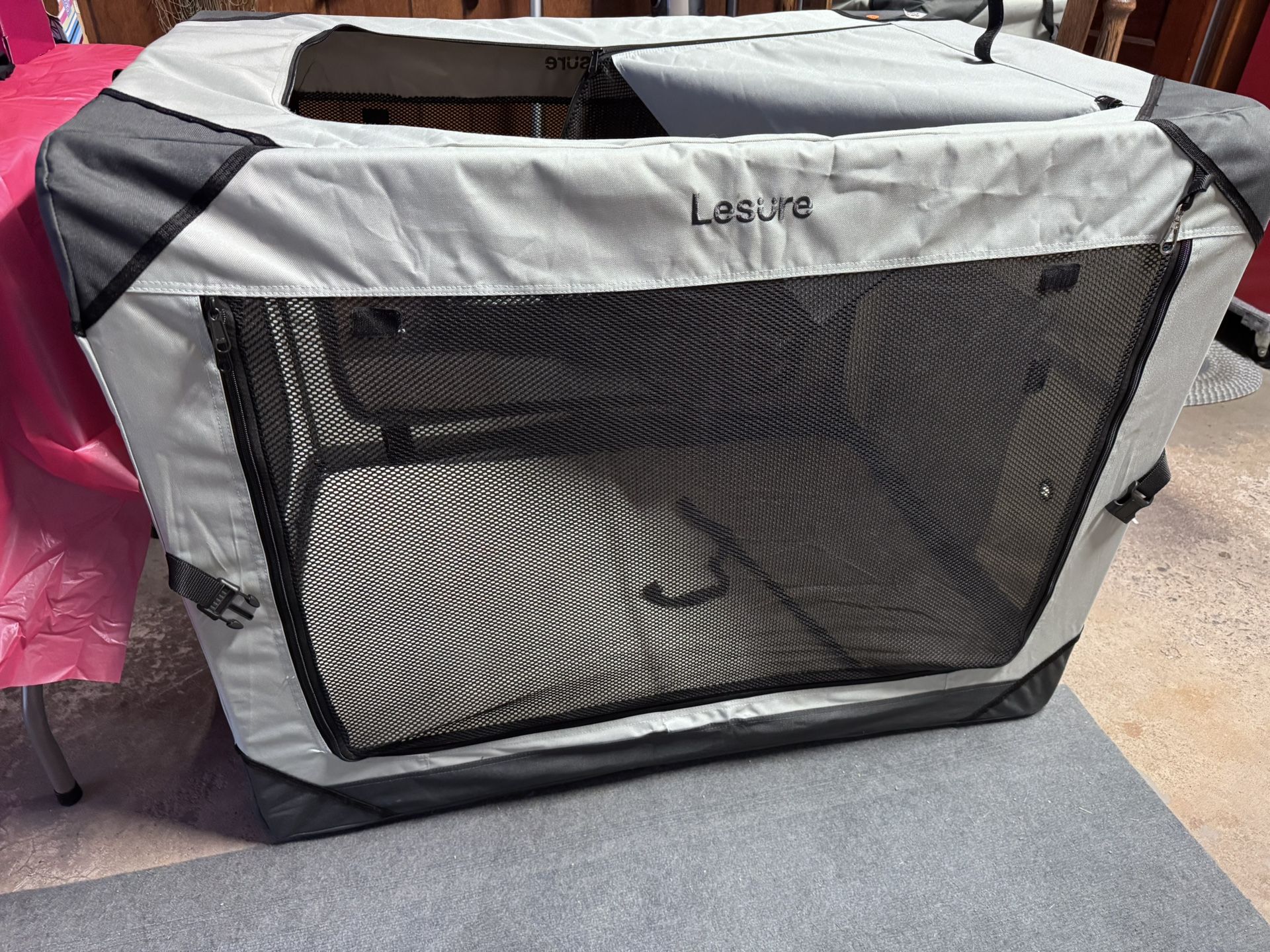 Leisure Indoor Outdoor Portable Dog Crate