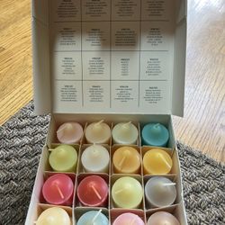 16 Piece PartyLite Votive Candle Sampler Box - Never Used