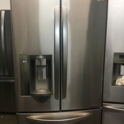 LG French Door Refrigerator (W 32)