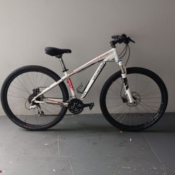 BICYCLE SPECIALIZED 27 SPEED EXCELLENT CONDITIONS 