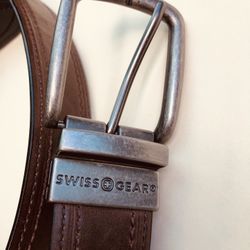 Men’s Swiss Gear Leather Belt