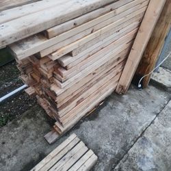 124 Wood Lumber 2x4 4ft +/-