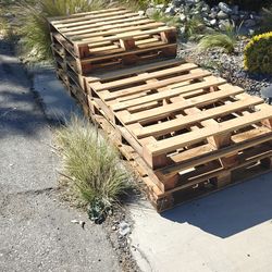 12 pallets clean FREE