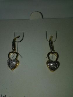 18 k. Over. Real stone. Earring