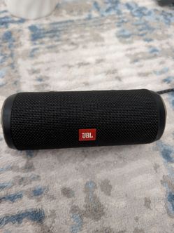 JBL Flip4 Portable waterproof Bluetooth Speaker
