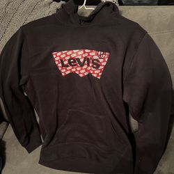 Levi Hoodie
