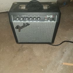Fender frontman 15G Amp