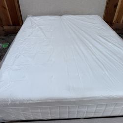Queen Bed Set