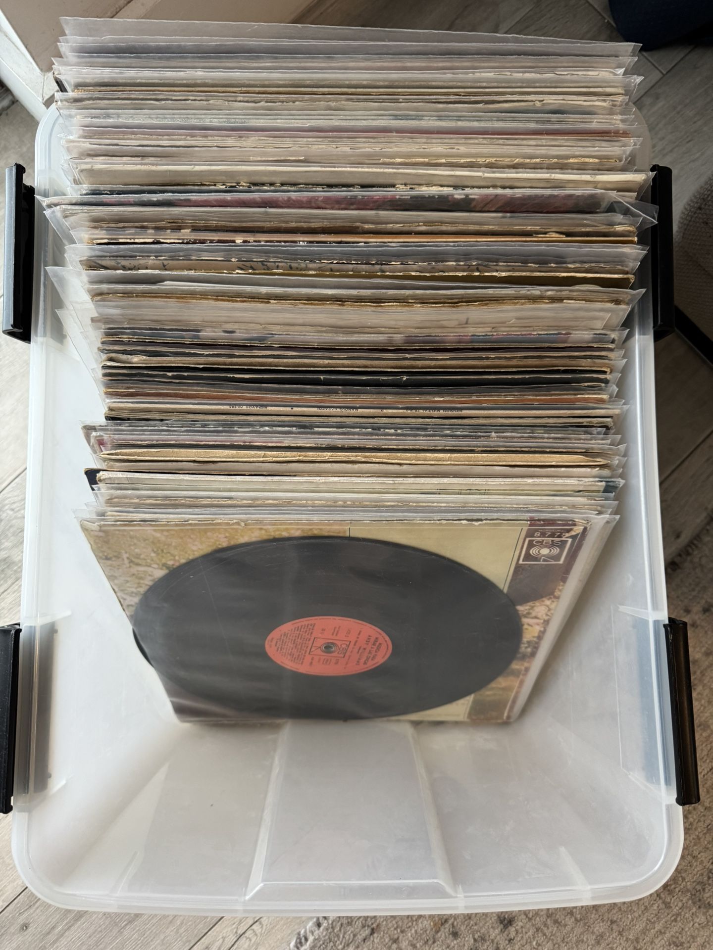 100 Vinyl Records
