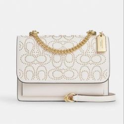 Coach Klare Crossbody bag With Signature Rivets Gold/ Chalk