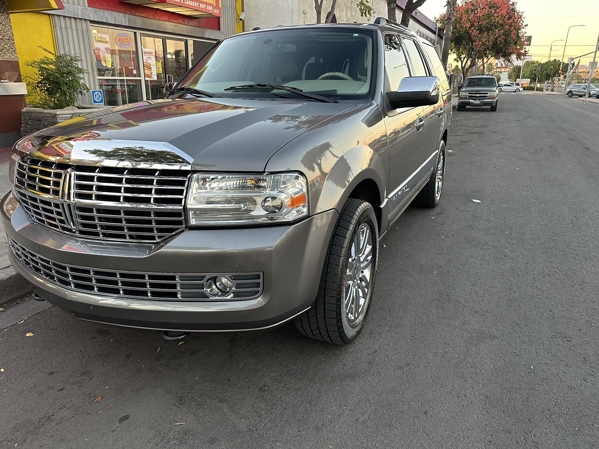 Amazing 2010 Lincoln Navigator Msrp Gallery