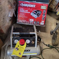 Husky

1 Gal. Portable Electric-Powered Silent Air Compressor