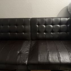 Black Futon