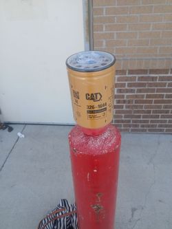 Caterpillar fuel and water separator