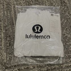 Lulu White Size 4
