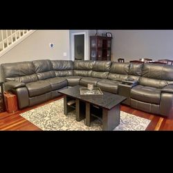 Sectional/Couch