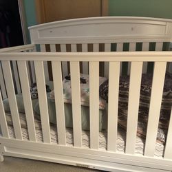 Crib For Infant To Toddler 