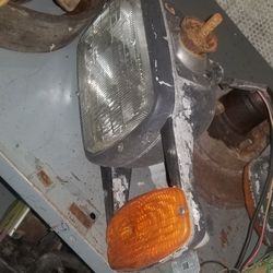 Plow lights with turn signals
