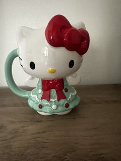 Hello Kitty Christmas Cup