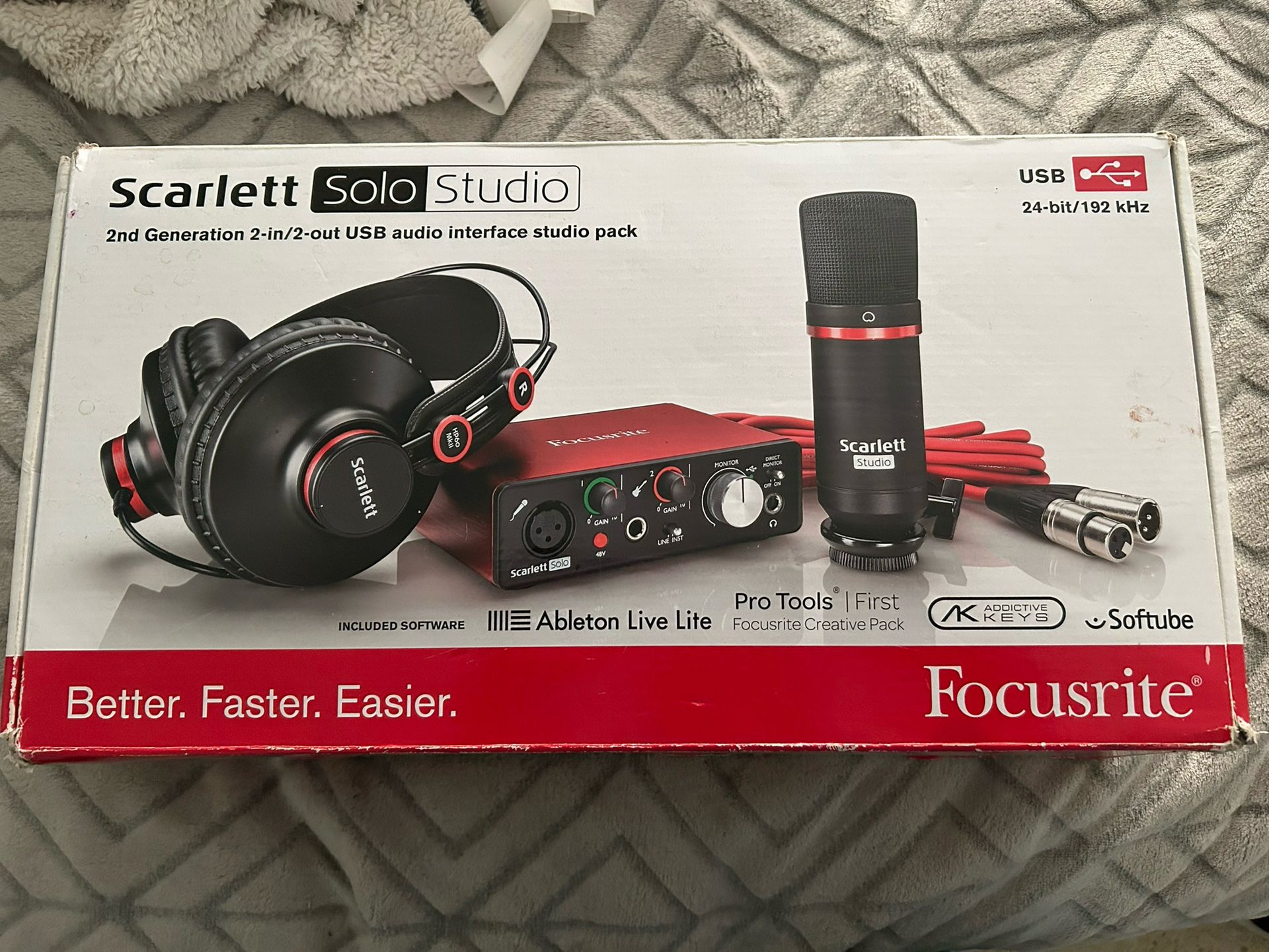Scarlett Solo Studio